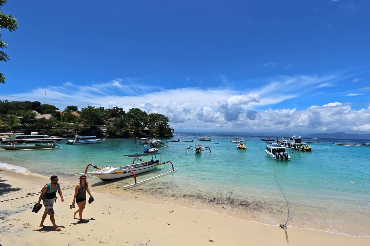 Pange Hostel Lembongan Exterior photo